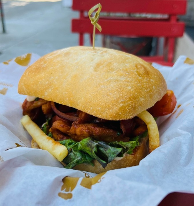 Pollo Saltado Sandwich