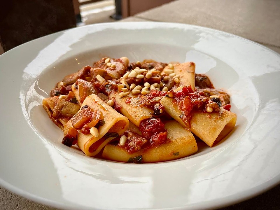 9. PACCHERI CON CAPONATA