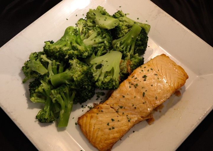 Gluten Free Broiled Salmon