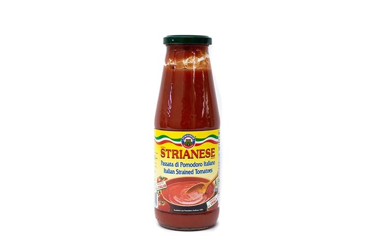Italian Strained Tomatoes | Strianese