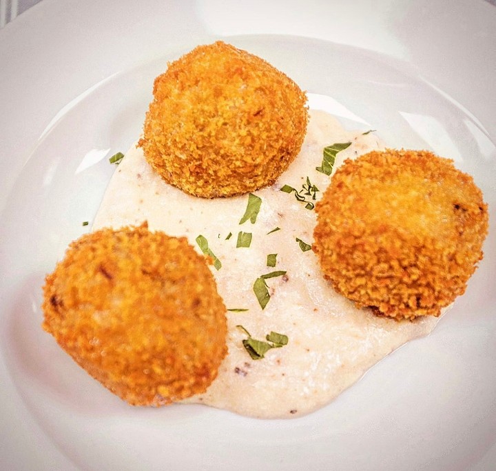 TRUFFLE RISOTTO BALLS