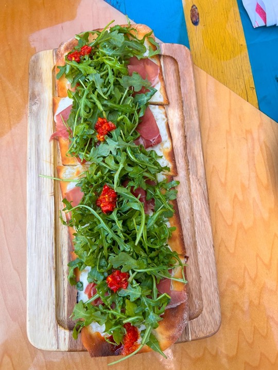 PROSCIUTTO FLATBREAD