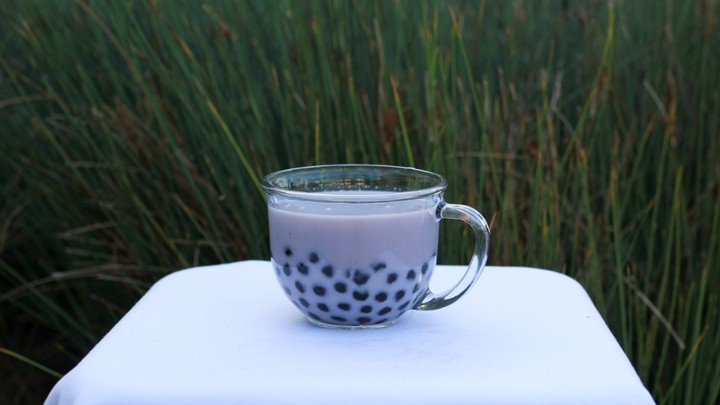 Taro Milk Tea, Hot (Medium)