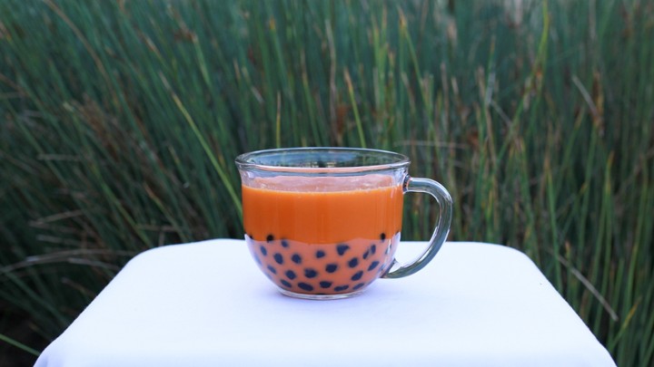 Thai Milk Tea, Hot (Medium)