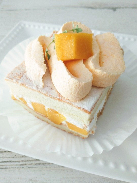 Mango Cream Cake (gluten free)