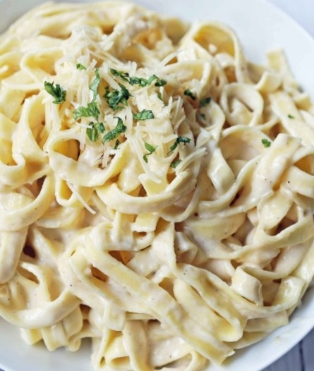 Fettuccini Alfredo