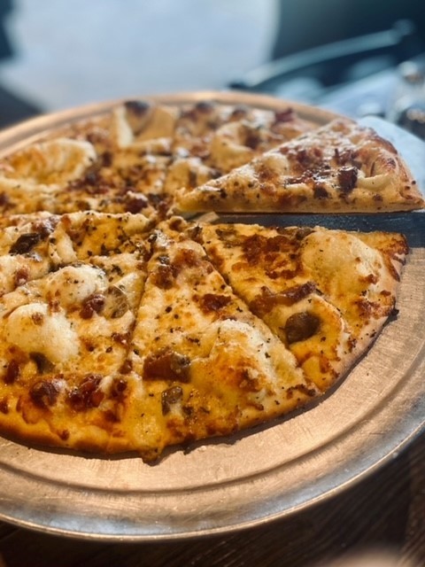 Best pizza in Kearney MO - Giambalvo’s