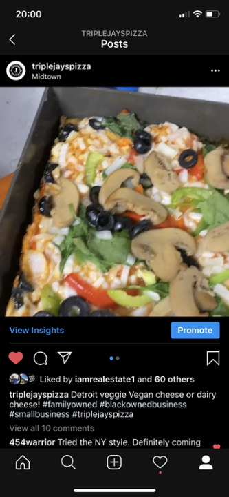 LG Detroit Vegan Cheese Veggie Pizza