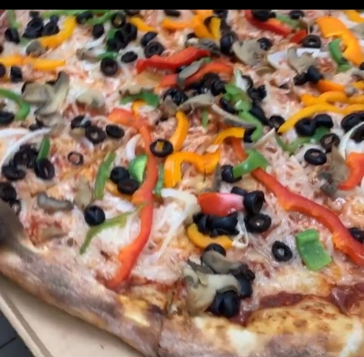 New York Vegan Cheese Veggie Pizza