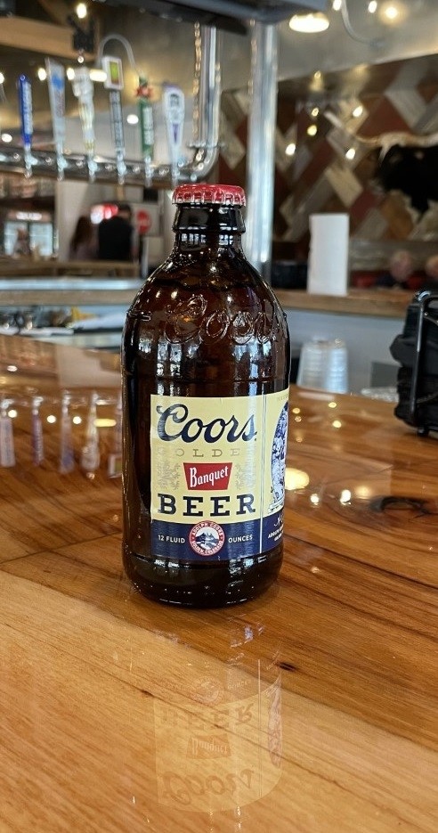 Coors Banquet, 12 oz bottle beer (5.0% ABV)