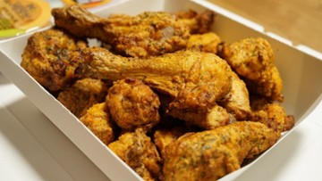 Louisiana Fried Chicken - Tarzana 19256 Ventura Blvd Tarzana, CA