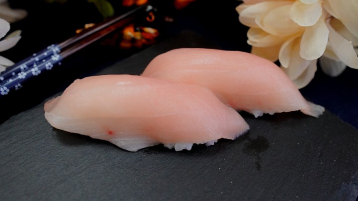 Hamachi Sushi