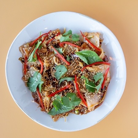 Tomato and Sesame Rice Noodles