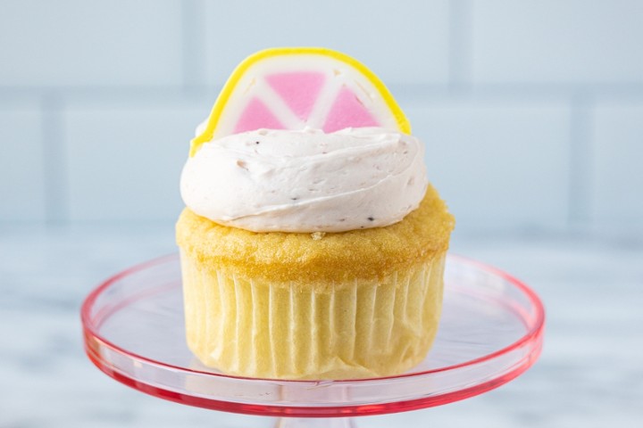 Strawberry Lemonade Cupcake