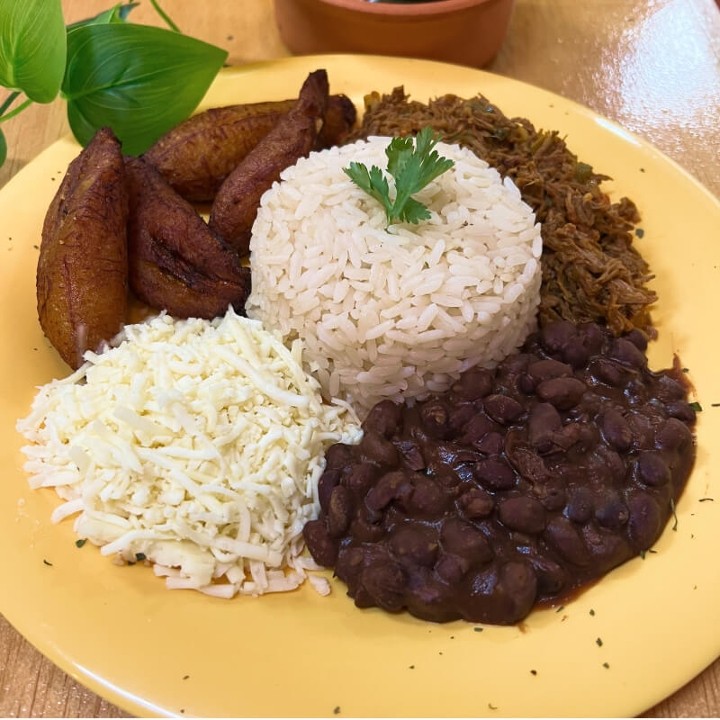 Pabellón Plate