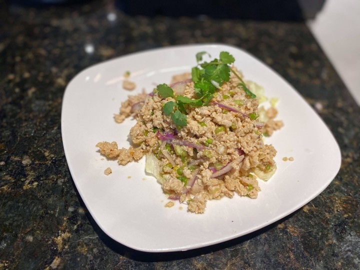 THAI CHICKEN SALAD (LAB KAI)