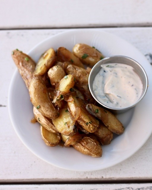 ROASTED POTATOES WITH HERB CRÈME FRAÎCHE