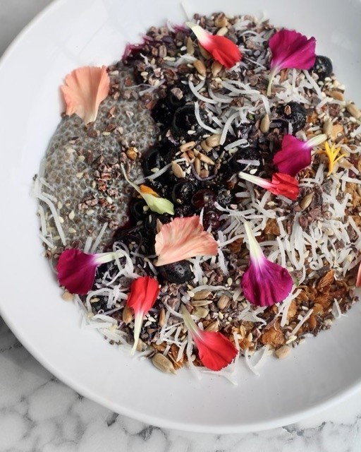 COCONUT CHIA GRANOLA BOWL