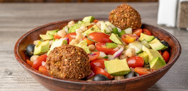 Avo. Mediterranean Chickpea Salad (Vegan)