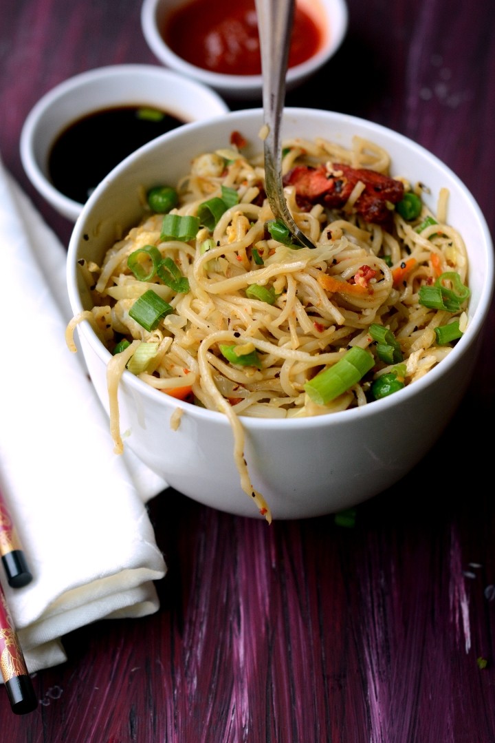 bawarchi special noodles and fried rice fusion