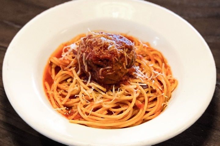 Kids Spaghetti & Meatball