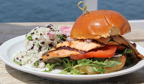 GRILLED SALMON SANDWICH