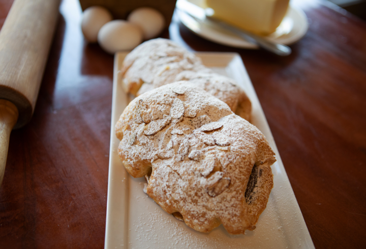 Bear Claw Chocolate Almond