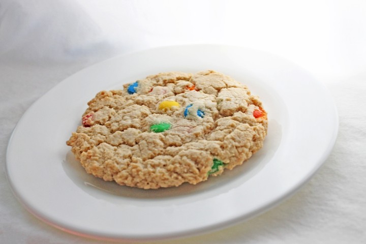 GF M&M Cookie