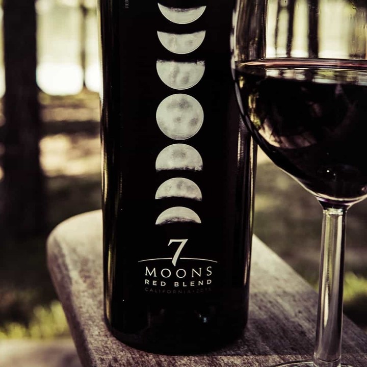 Red Blend - 7 Moons Bottle
