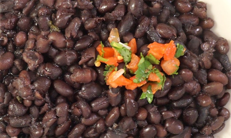 Quart of Beans Black - Serves 4-6