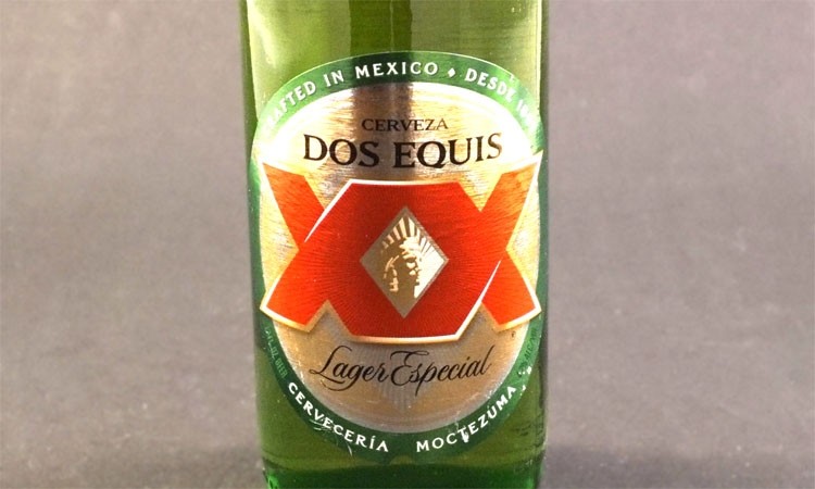 Dos XX Lager beer bottle