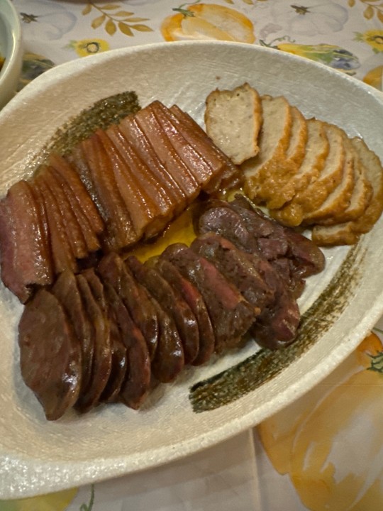 Homestyle Cured Delicacies Platter 家乡腊味拼盘