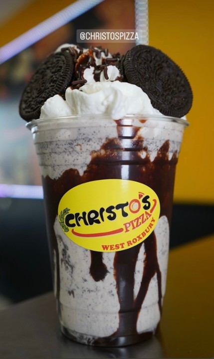 Oreo Milkshake 16 oz