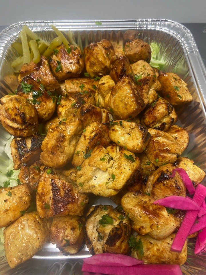 Chicken Kebab  half  tray Approx 8-10 ppl (10 skw )