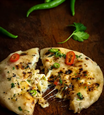 Mystic Spicy Cheese Naan