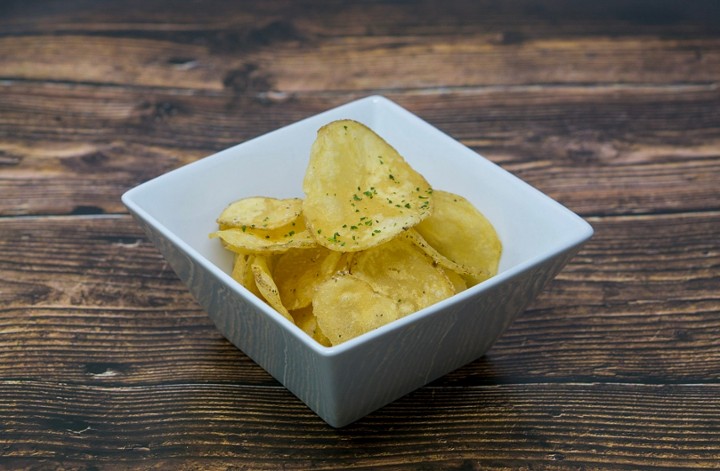 HOUSEMADE CHIPS