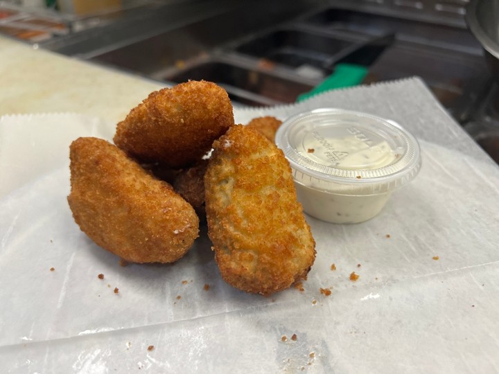 **6PC JALAPENO POPPERS**