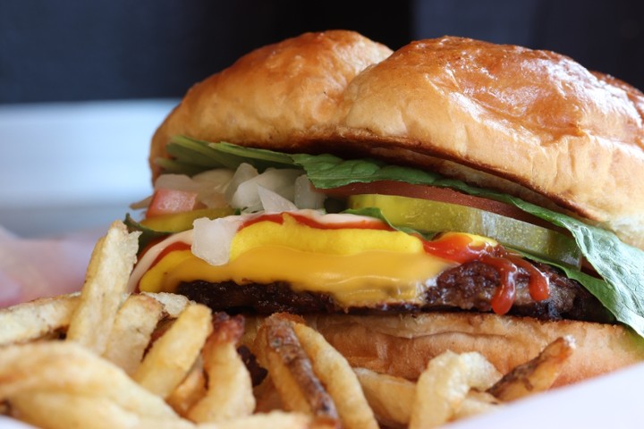 Single Cheeseburger Fries & Drink