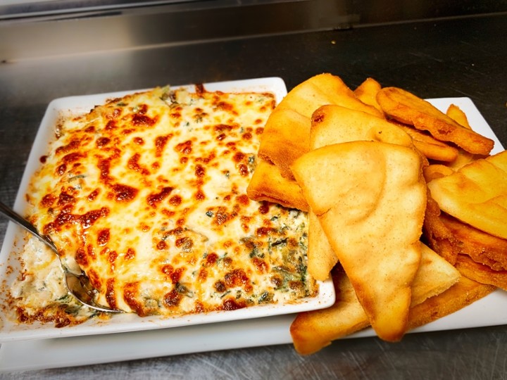 Baked Spinach Crab Artichoke Dip