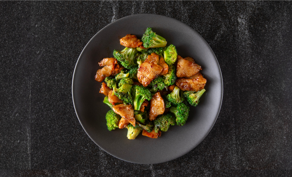 Chicken with Broccoli in Brown Sauce