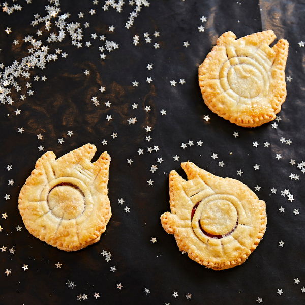 6 Pack Millennium Falcon Hand Pies