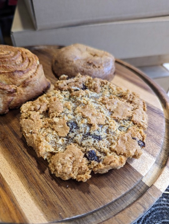 Grandma Nancy's Dishpan Cookie