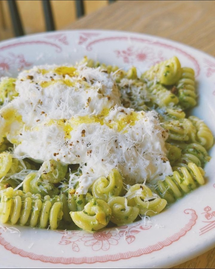 Creamy Pesto Pasta