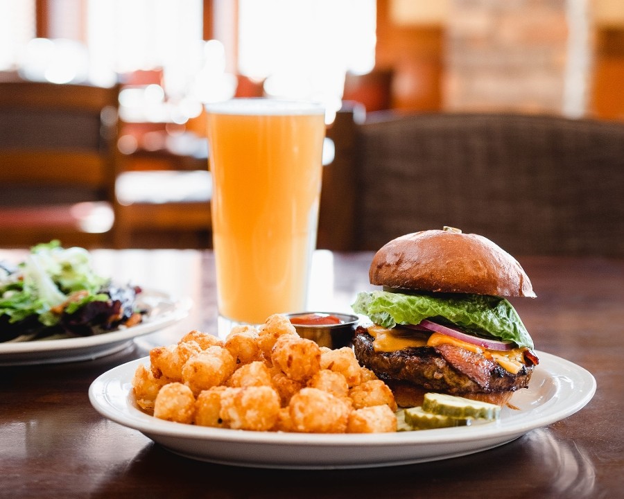 Stockyards Tavern & Chophouse