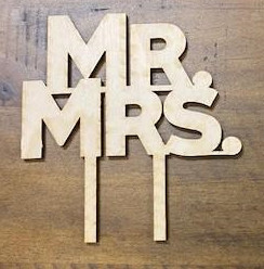 Mr. & Mrs. Wooden Pie Pick