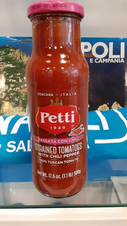 Petti Passata Con Chili