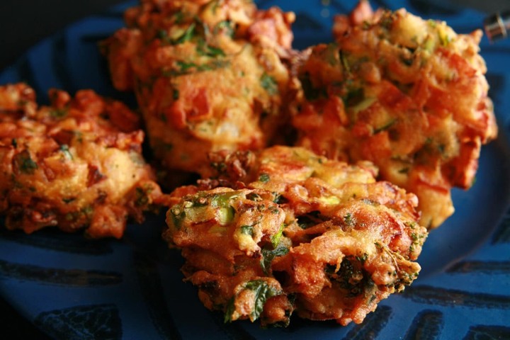 VEGETABLE PAKORA (V)