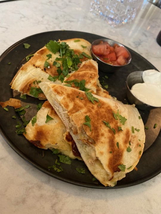 QUESADILLA TRADITIONAL