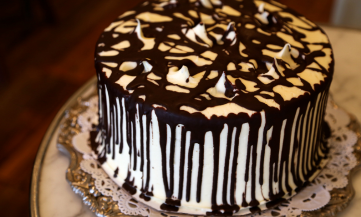 White Chocolate Fudge Cake