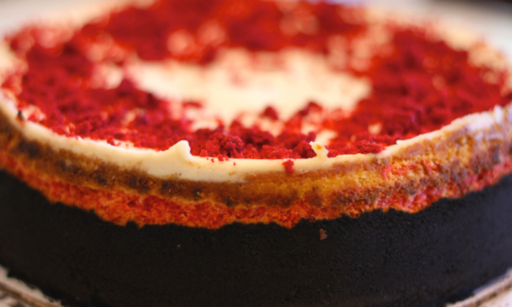 Red Velvet Cheesecake